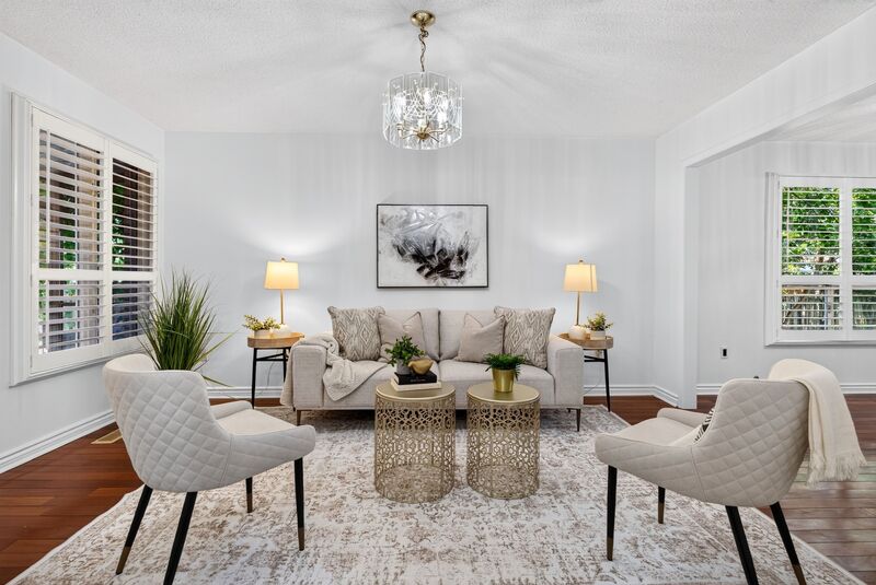 GREAT FAMILY HOME IN QUIET FAMILY NEIGHBOURHOOD IN MISSISSAUGA!