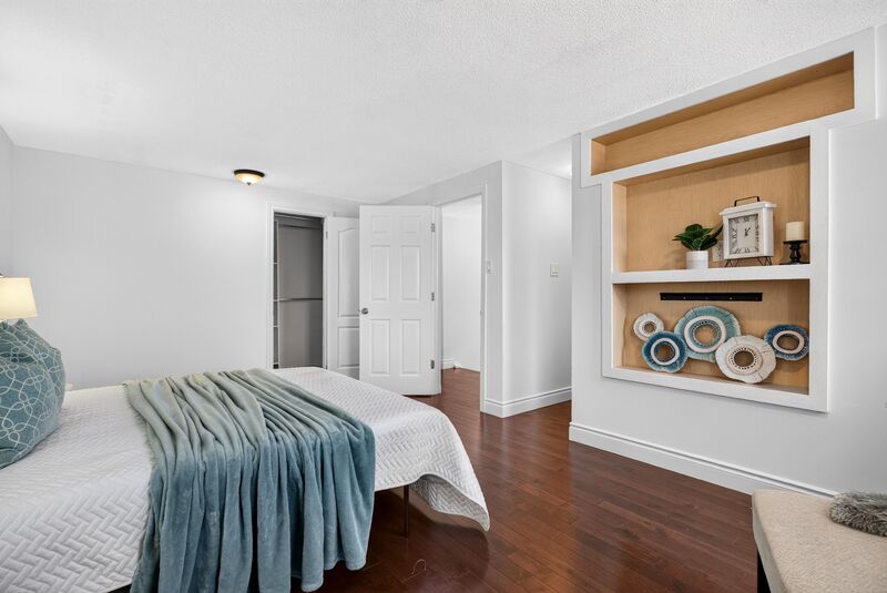GREAT FAMILY HOME IN QUIET FAMILY NEIGHBOURHOOD IN MISSISSAUGA!