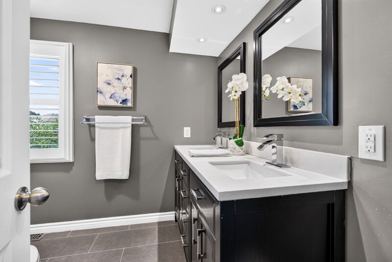 GREAT FAMILY HOME IN QUIET FAMILY NEIGHBOURHOOD IN MISSISSAUGA!