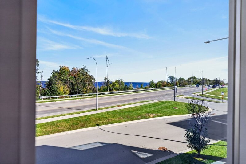 2 UNDERGROUND PARKING SPACES & LAKE VIEWS IN SOUGHT AFTER GRIMSBY NEIGHBOURHOOD