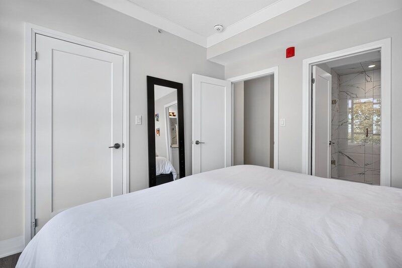 2 UNDERGROUND PARKING SPACES & LAKE VIEWS IN SOUGHT AFTER GRIMSBY NEIGHBOURHOOD