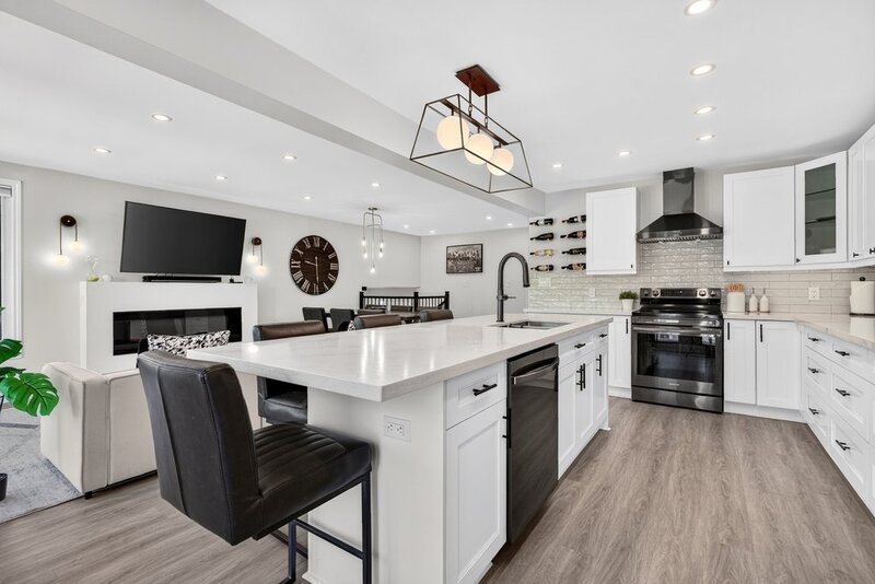 GORGEOUS RAISED RANCH IN SOUGHT AFTER ST. CATHARINES NEIGHBOURHOOD