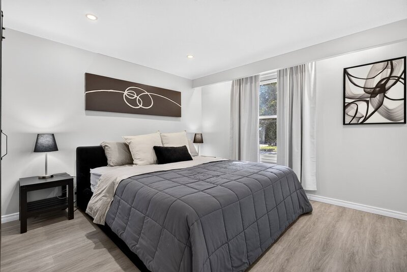 GORGEOUS RAISED RANCH IN SOUGHT AFTER ST. CATHARINES NEIGHBOURHOOD