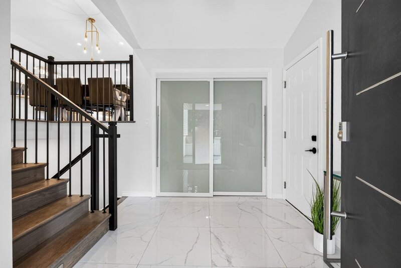 GORGEOUS RAISED RANCH IN SOUGHT AFTER ST. CATHARINES NEIGHBOURHOOD