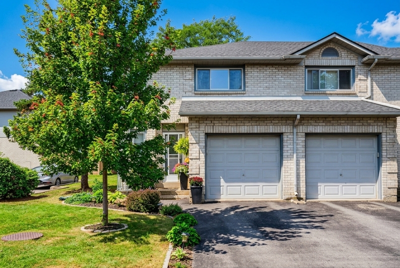 GREAT FAMILY HOME IN PRIME HAMILTON LOCATION!
